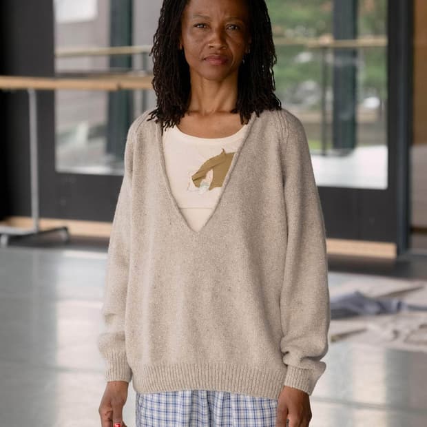 [XS/S,M/L]베이스레인지 Soar 브이넥 니트/샌드