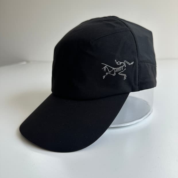 Arc'teryx 아크테릭스 신형 QR 칼버트 나일론캡