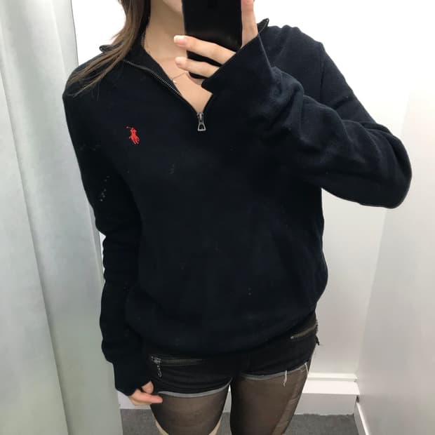 폴로 블랙 반집업 니트