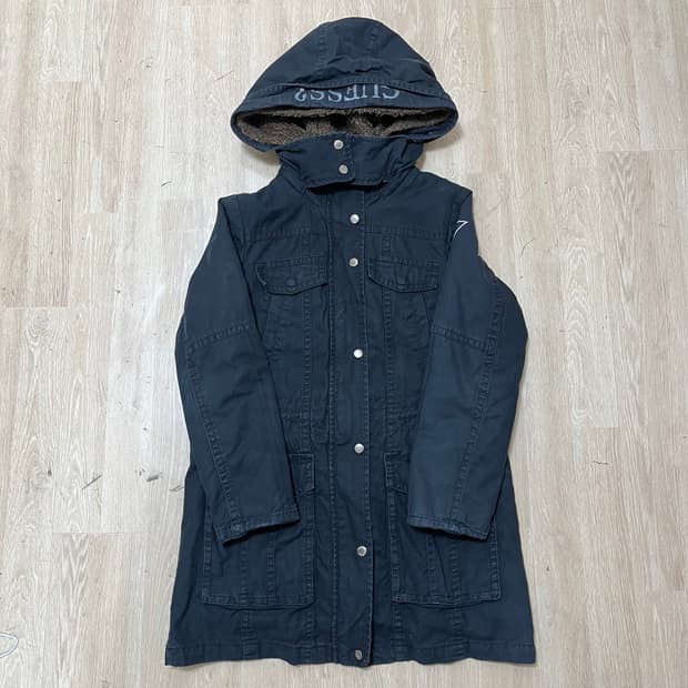 게스 GUESS 여성 쿼드포켓 양털 내피 후드 야상 점퍼 S(90)