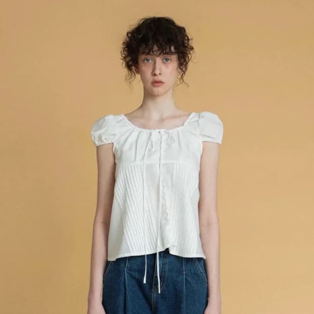 위드아웃썸머 위아썸 몬타나 블라우스 아이보리