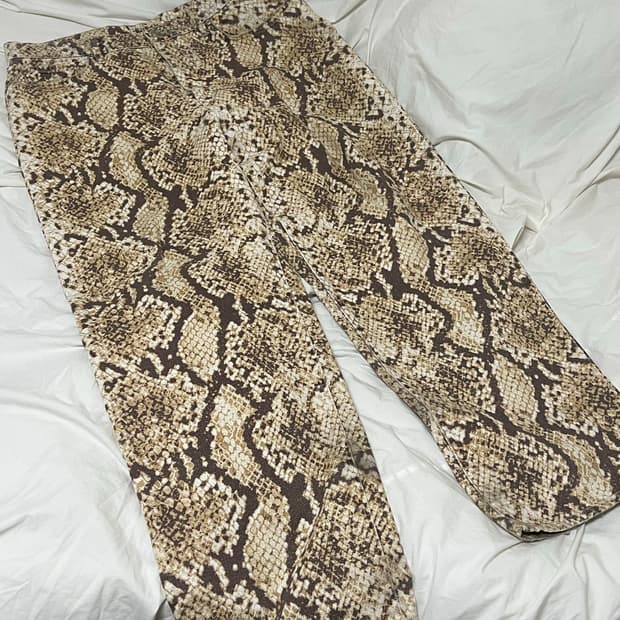 스투시 빅올진 파이톤 34