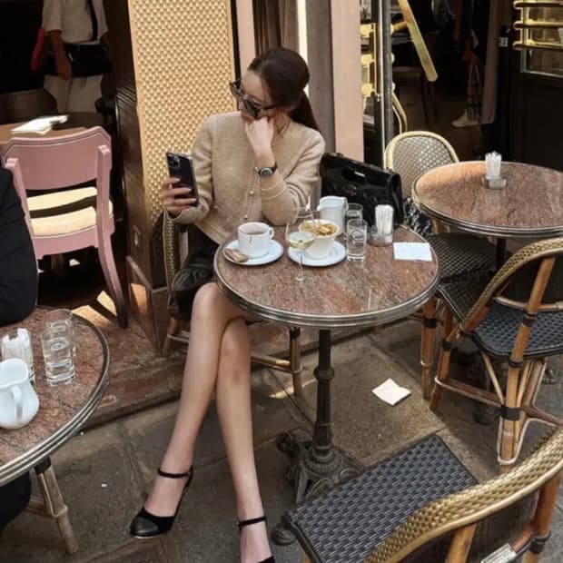 더로랑 펄시퀸 니트 가디건 베이지 m사이즈