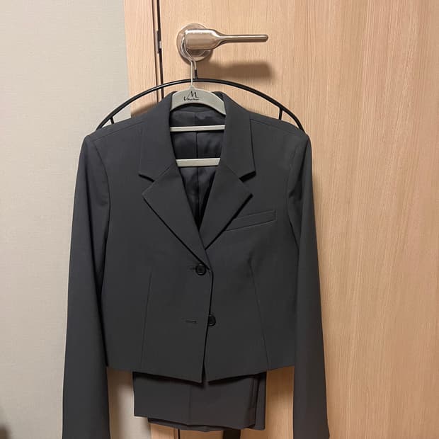 무탠다드 크롭 자켓 셋업 