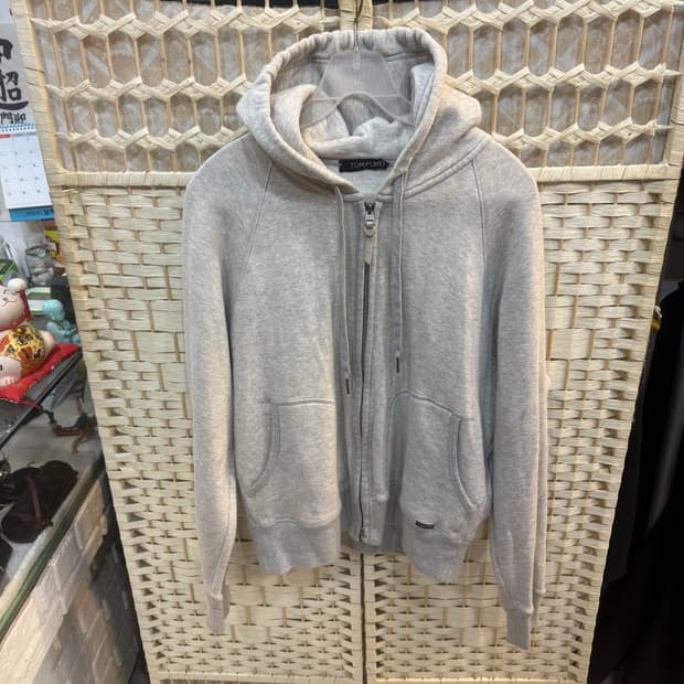 50/100 정품 톰포드 후드집업 팝니다