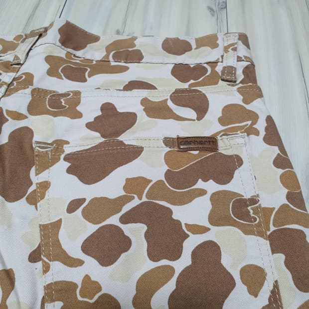 칼하트  카모 bermuda 30