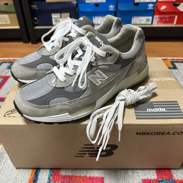 (260구형)뉴발란스 992 그레이 8D