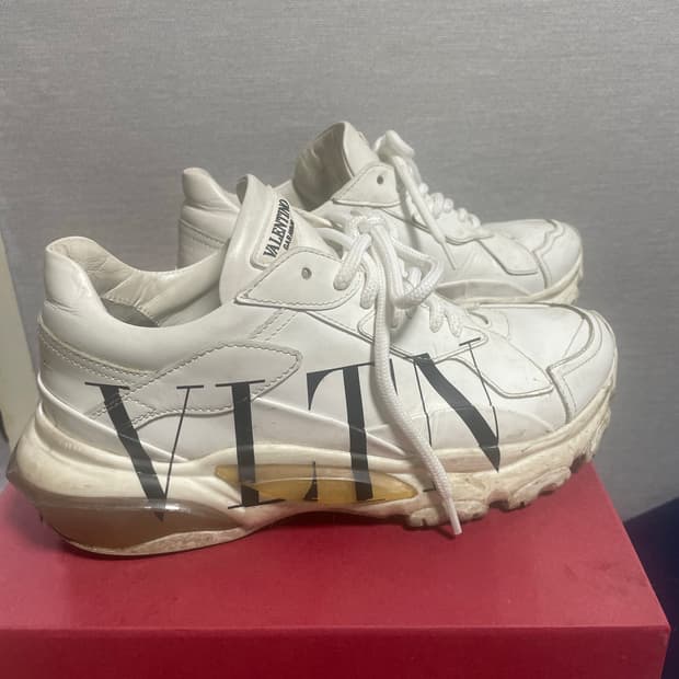 발렌티노 VLTN 스니커즈 35