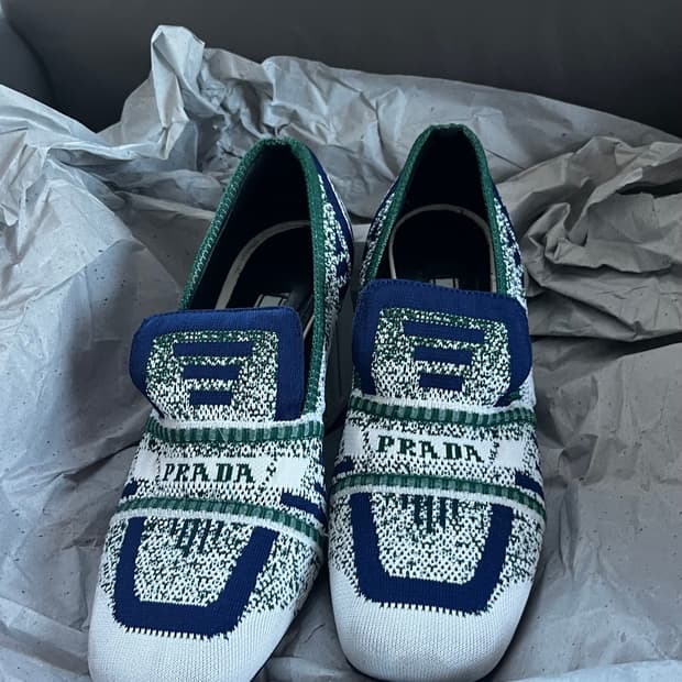 프라다 컬렉션 힐 (37사이즈,3회 착용)