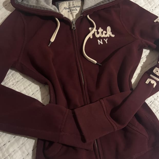 대대장 아베크롬비 딱붙핏 버건디 팔로고 후드집업 판매
