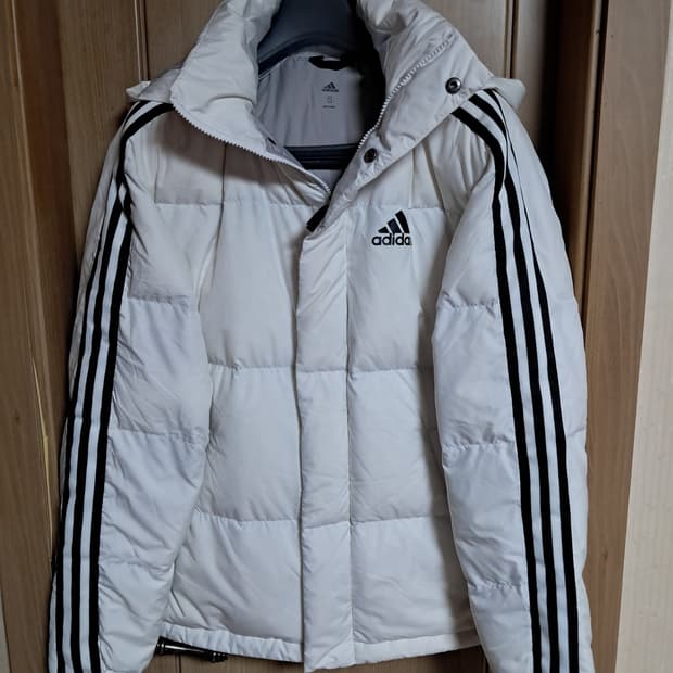 아디다스 경량패딩 S