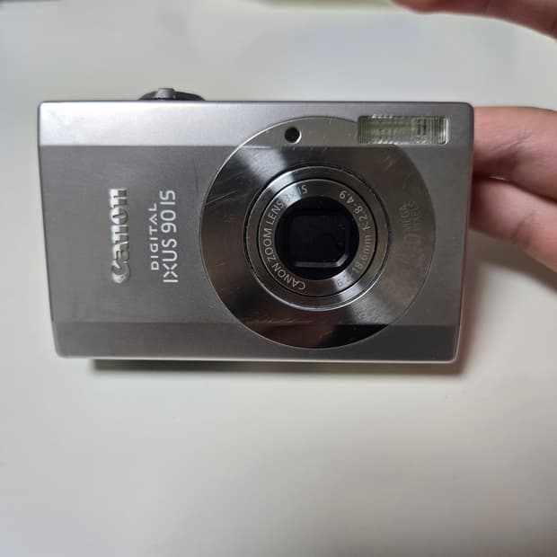 캐논 IXUS 90 IS 실버 색상 디지털 카메라