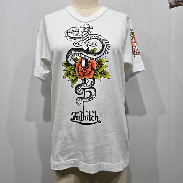 본더치 뱀 장미 반팔 티셔츠