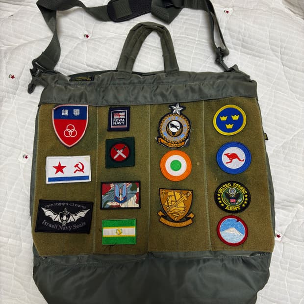 Alpha industries mil patch helmet bag