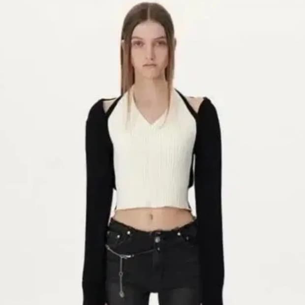 카리나 착용) Yuse 유즈 홀터 니트 탑 레이어드 볼레로 아이보리