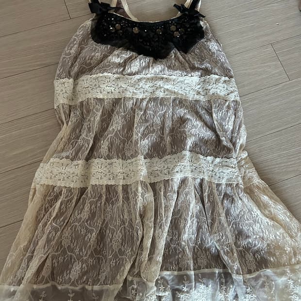 리즈리사 깔 레이스 나시 빈티지 모리걸