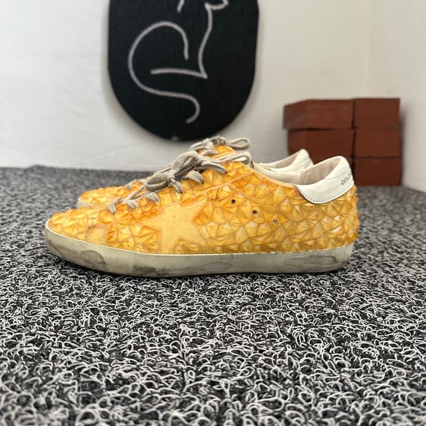 골든구스 슈퍼스타 옐로우 스니커즈 250