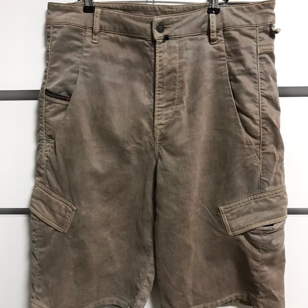 DIESEL 디젤 카고 반바지