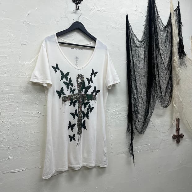Kmrii x gunda 00s archive cross t shirts
