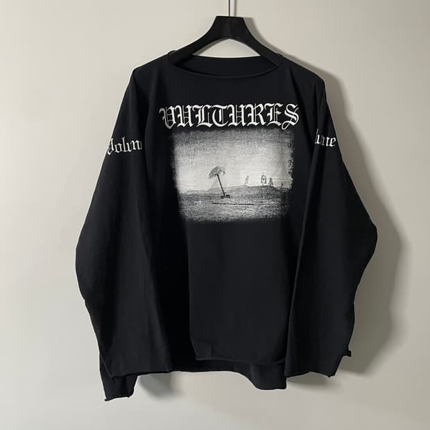 이지 벌쳐스 칸예 롱 슬리브 긴팔티 (on.721) 