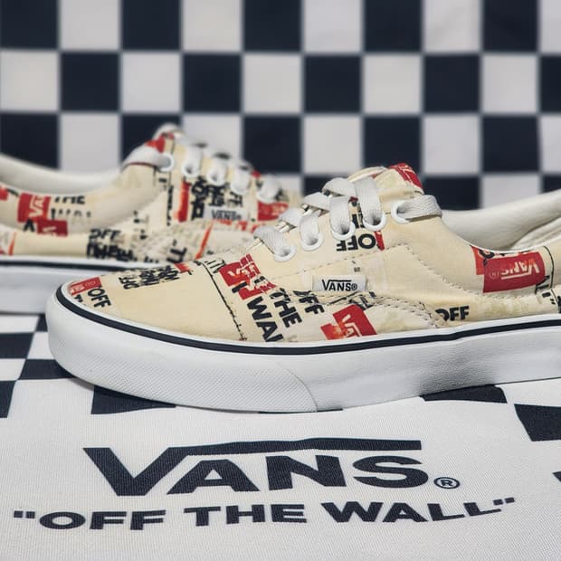 Vans의 에라(ERA) 모델로, "OFF THE WALL" 패턴이 돋보