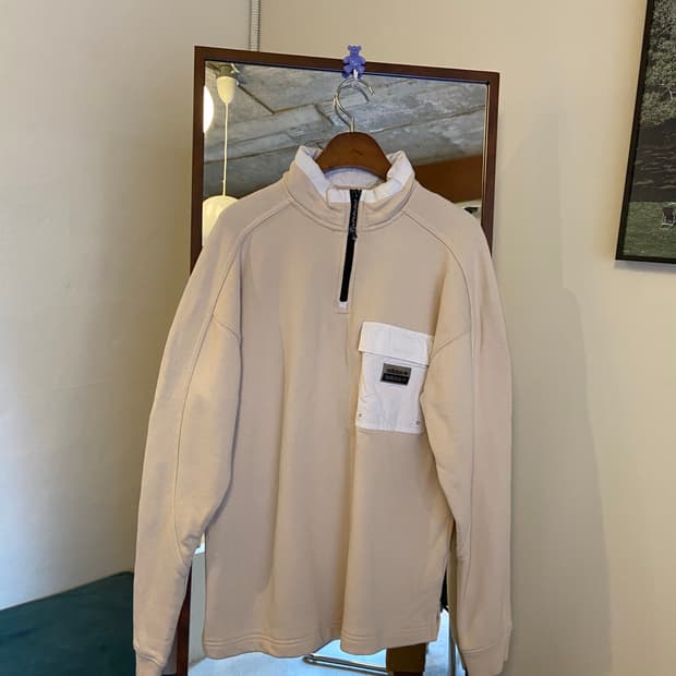 아디다스 하프집업 맨투맨 아이보리