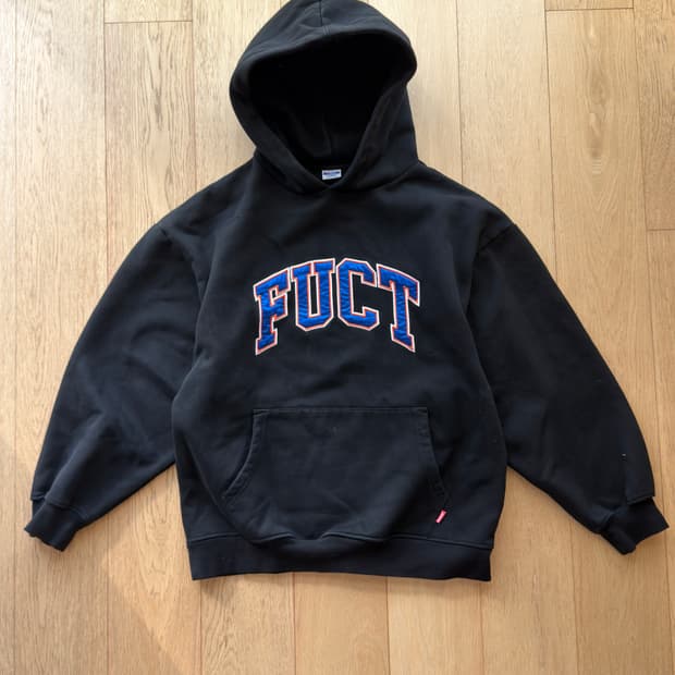 FUCT 후드티