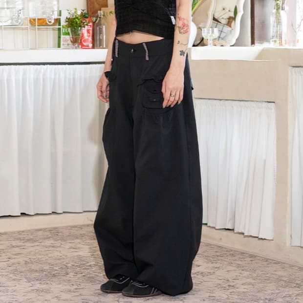 루나키후 사키 프릴 시어서커 와이드 팬츠 (BLACK)
