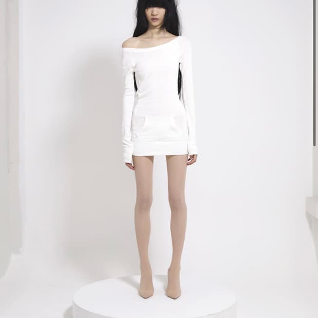 본네 오프숄더 미니드레스 Off-shoulder mini dress