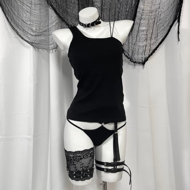 black sleeveless