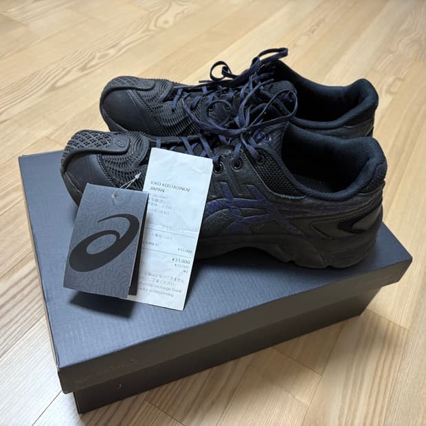 아식스 x 키코 코스타디노브 젤 키릴 3 블랙 딥 블루 285