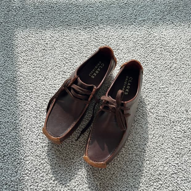 Clarks . 클락스 나탈리 레더슈즈 (255)