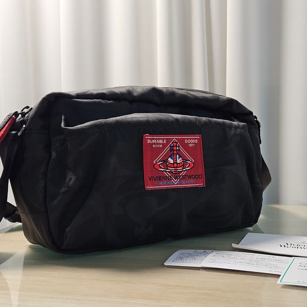 비비안웨스트우드 레드라벨 크로스백