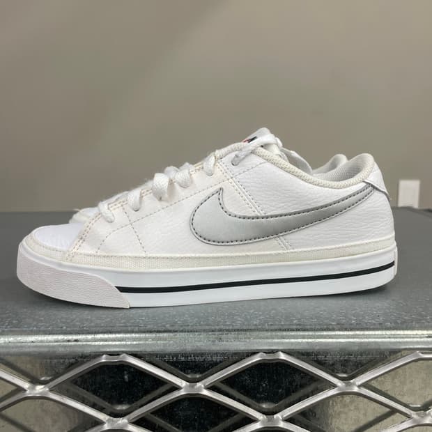 나이키 코트 레거시 화이트 240