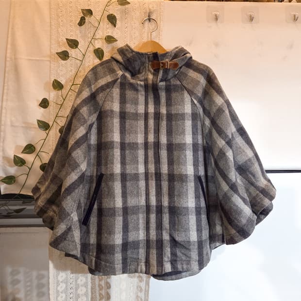 그레이 체크 케이프 울 코트