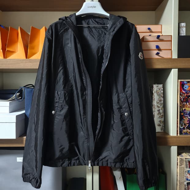 [새상품급]몽클레어 그림퍼스 후드 자켓 바람막이 4사이즈 블랙