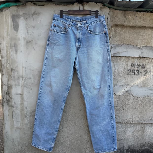 00’s 550 Vintage Levi's