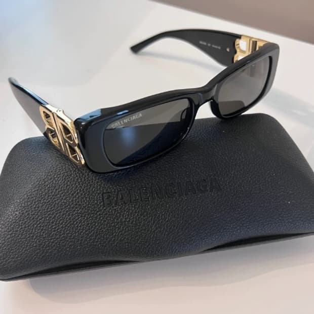 [정품] 발렌시아가 선글라스 블랙/골드 풀박스