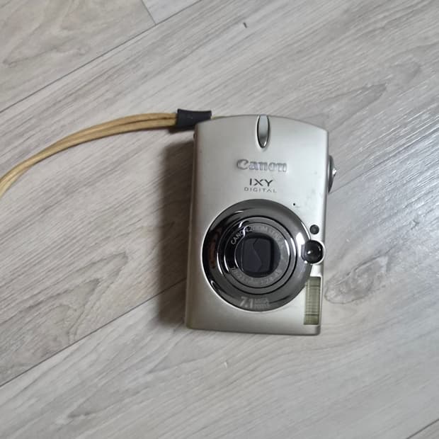 캐논 디카 익서스 750 카메라 판매합니다