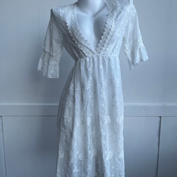 Newlight 레이스 시스루 원피스