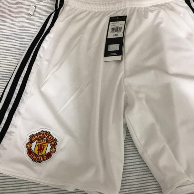 맨유 반바지 L