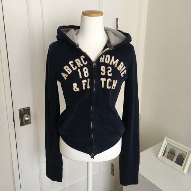 아베크롬비 슬림핏 네이비 후드집업