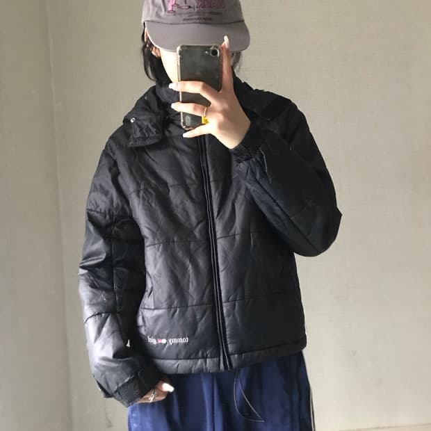 타미힐피거 블랙 패딩