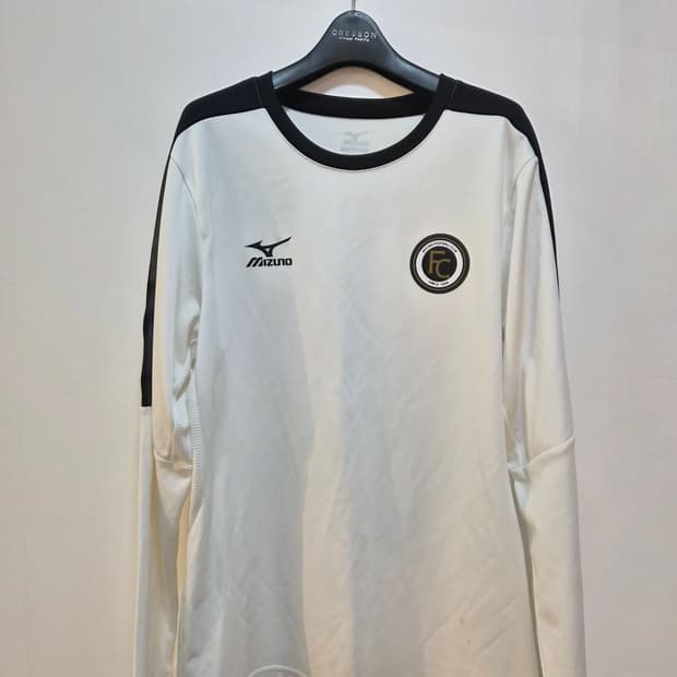 L) 미즈노 FC 긴팔 티셔츠 팝니다