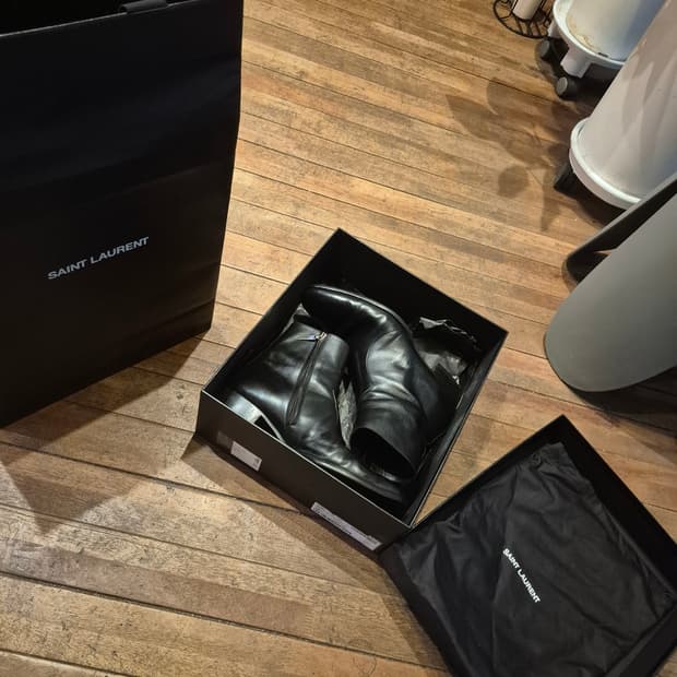 43) 생로랑 24fw 루카스 레더 부츠