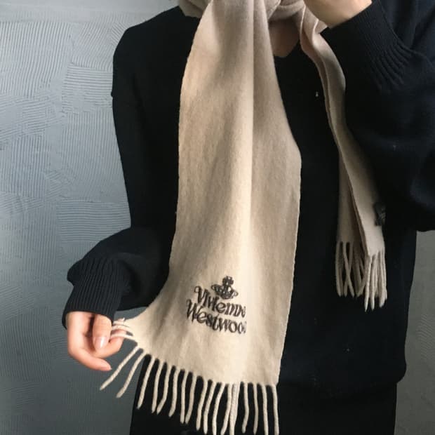 Vivienne Westwood 비비안웨스트우드 울 베이지 머플러