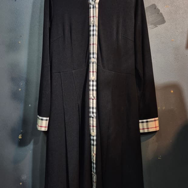 Barbie 블랙 체크 롱 셔츠 원피스 77