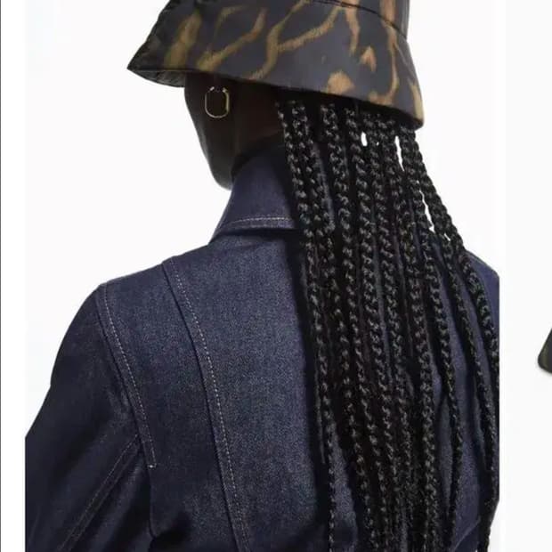 COS PADDED BUCKET HAT 새상품