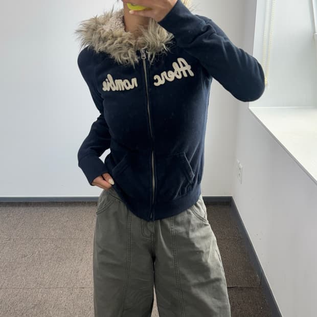 Hollister 홀리스터 레터링 로고 그레이 울프죠 후드집업