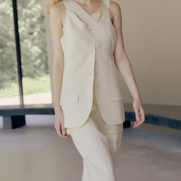 LOW CLASSIC LAYERED SLIM VEST 21SS